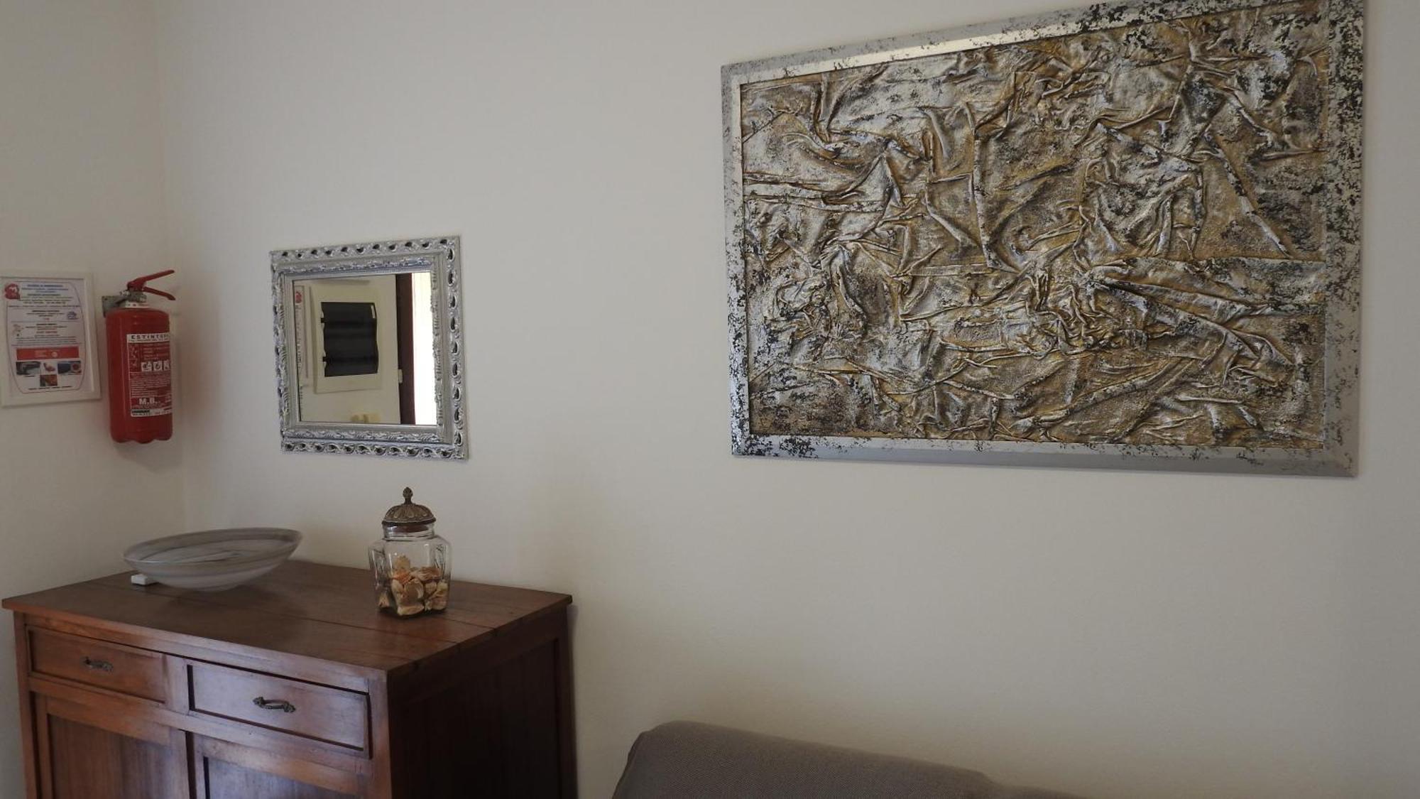 Rose Apartment Luni Екстер'єр фото