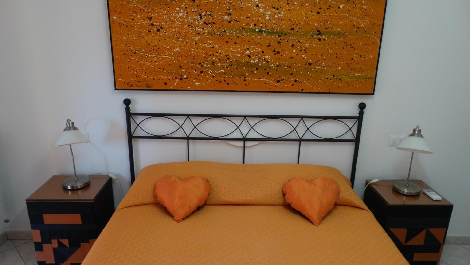 Rose Apartment Luni Екстер'єр фото